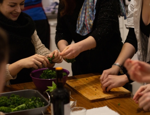 Gemeinsam kochen, essen und Kultur genießen